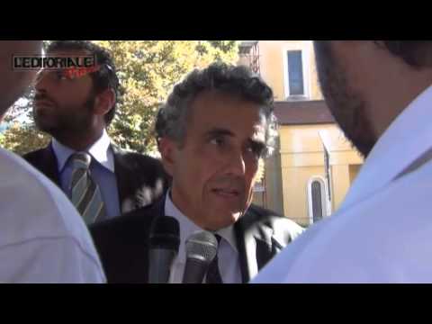 Il Ministro Barca, incontra i precari del Comune dell'Aquila (parte prima)