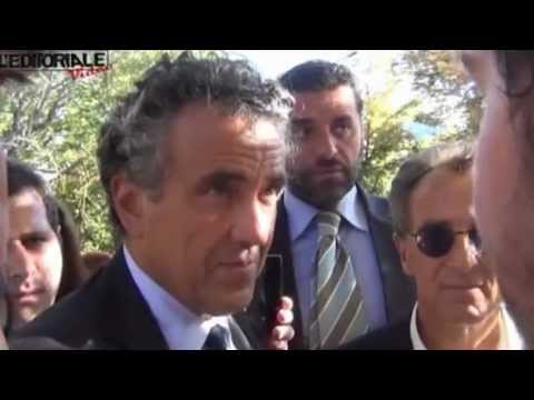 Il Ministro Barca incontra i precari del Comune dell'Aquila (parte terza)