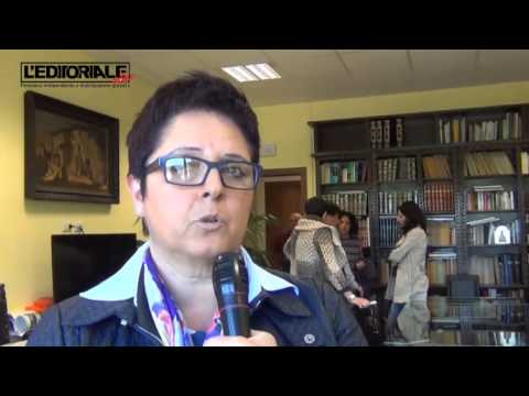 Conferenza stampa su campo di atletica